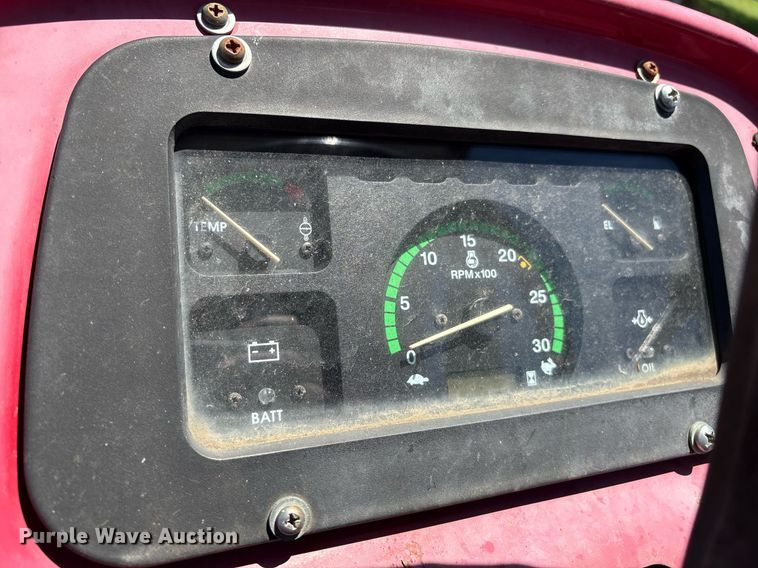 image for item EL2089 2017 Mahindra 5570 tractor