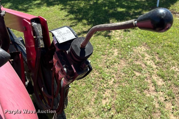 image for item EL2089 2017 Mahindra 5570 tractor