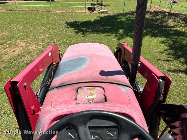 image for item EL2089 2017 Mahindra 5570 tractor