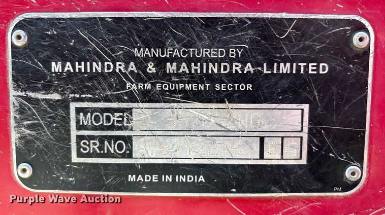 image for item EL2089 2017 Mahindra 5570 tractor