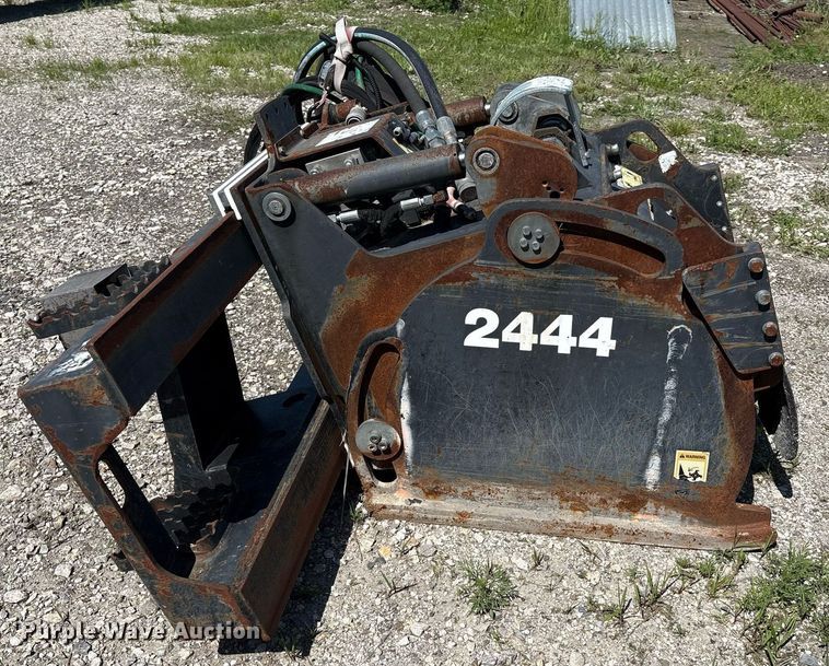 image for item EM2512 2013 Caterpillar PC205 skid steer cold planer