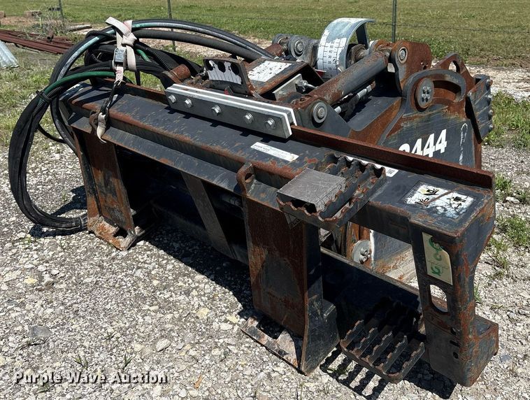 image for item EM2512 2013 Caterpillar PC205 skid steer cold planer