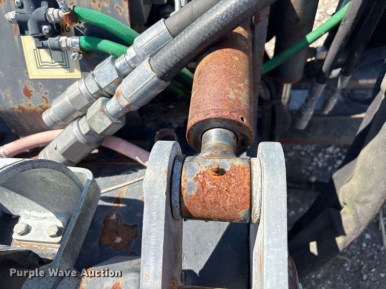 image for item EM2512 2013 Caterpillar PC205 skid steer cold planer