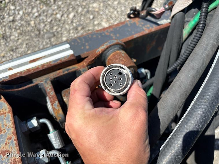 image for item EM2512 2013 Caterpillar PC205 skid steer cold planer