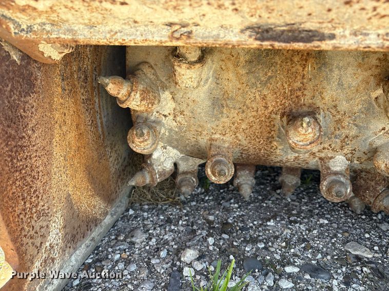 image for item EM2512 2013 Caterpillar PC205 skid steer cold planer