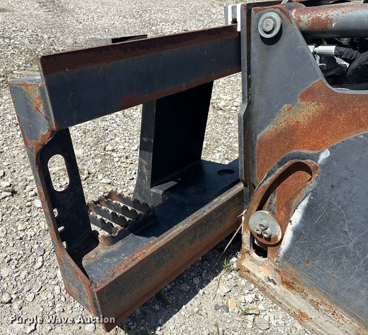 image for item EM2512 2013 Caterpillar PC205 skid steer cold planer