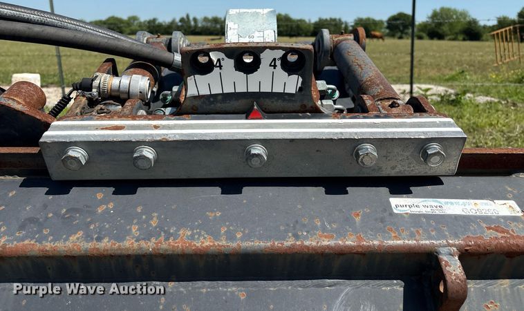 image for item EM2512 2013 Caterpillar PC205 skid steer cold planer