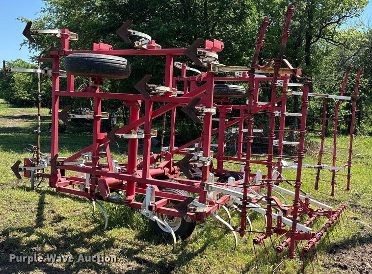 image for item EM2516 Wil- Rich 2500 field cultivator