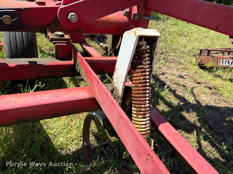 image for item EM2516 Wil- Rich 2500 field cultivator