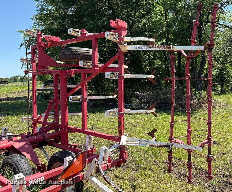 image for item EM2516 Wil- Rich 2500 field cultivator