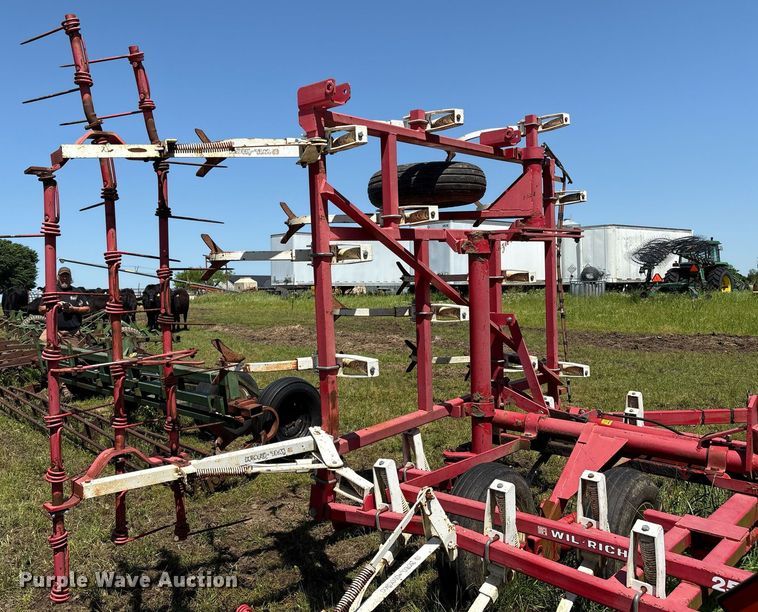 image for item EM2516 Wil- Rich 2500 field cultivator