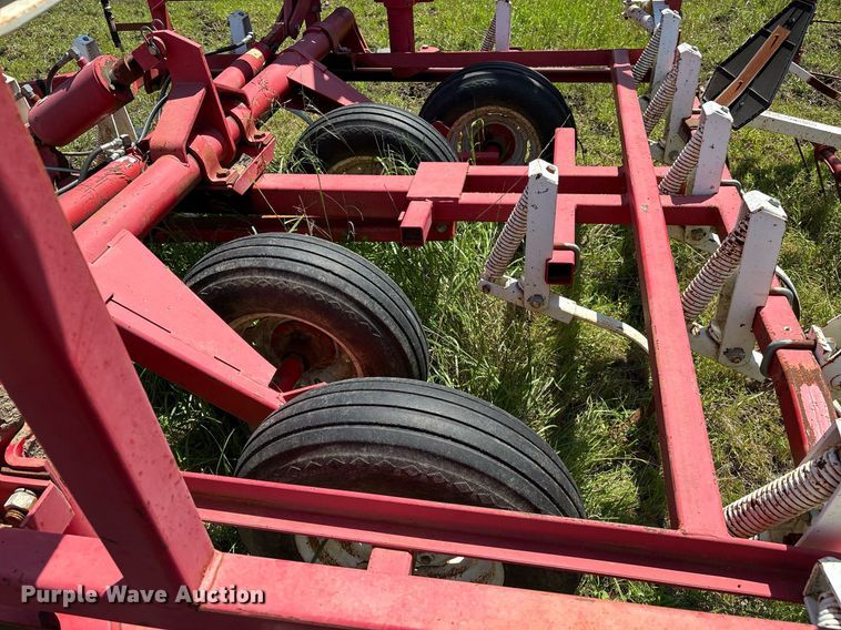 image for item EM2516 Wil- Rich 2500 field cultivator