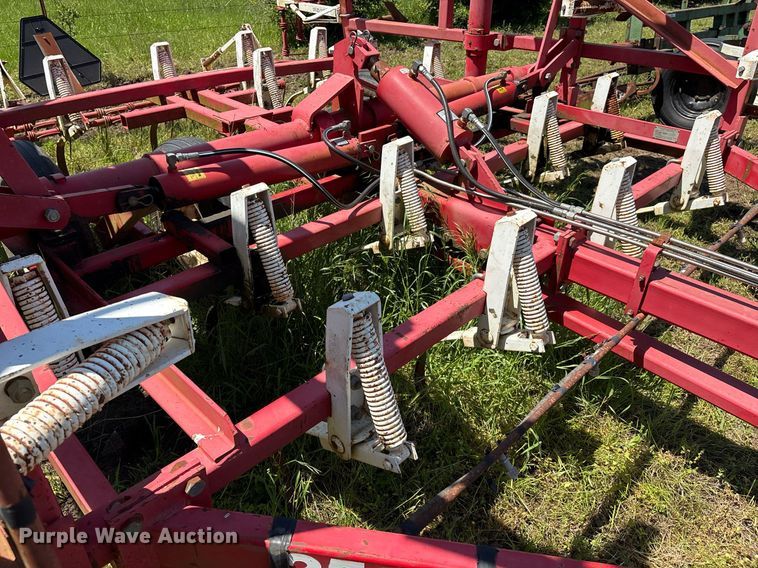 image for item EM2516 Wil- Rich 2500 field cultivator