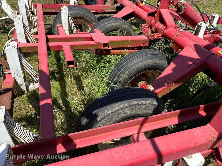 image for item EM2516 Wil- Rich 2500 field cultivator