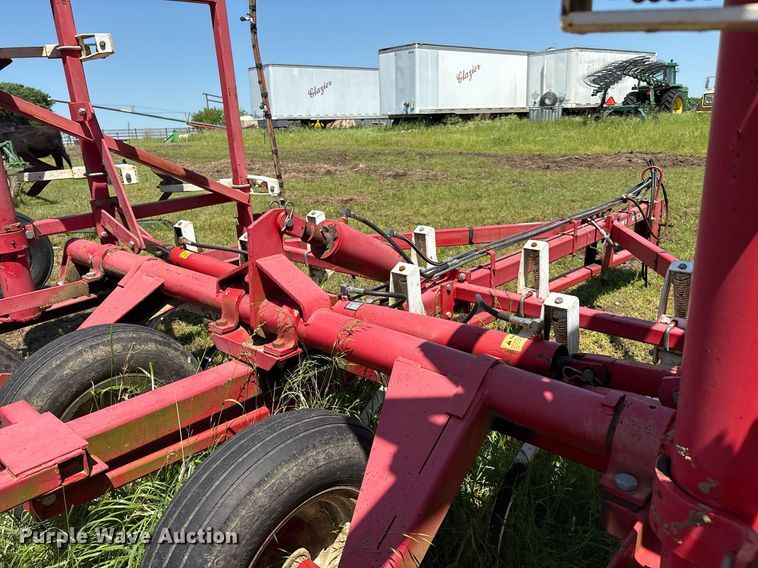 image for item EM2516 Wil- Rich 2500 field cultivator