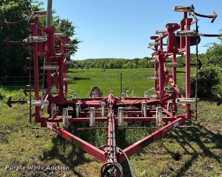 image for item EM2516 Wil- Rich 2500 field cultivator
