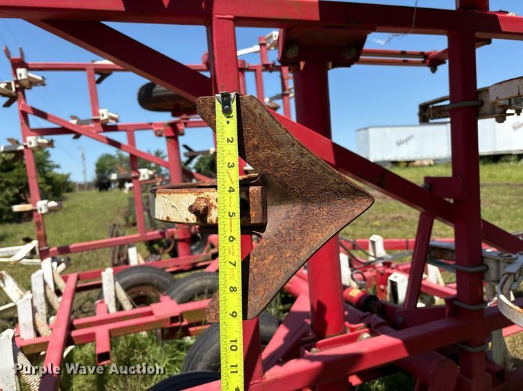 image for item EM2516 Wil- Rich 2500 field cultivator