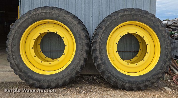 image for item EN3696 (4) tires and wheels