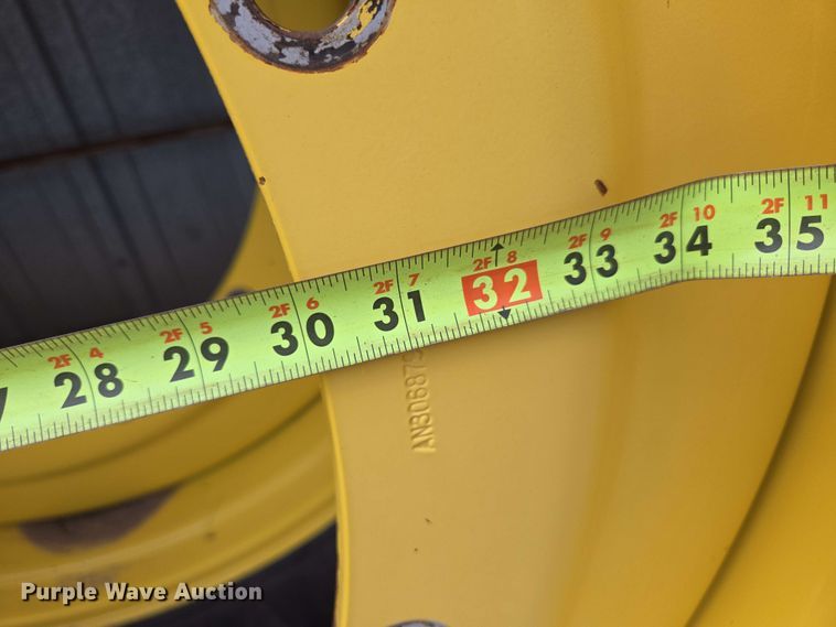 image for item EN3696 (4) tires and wheels