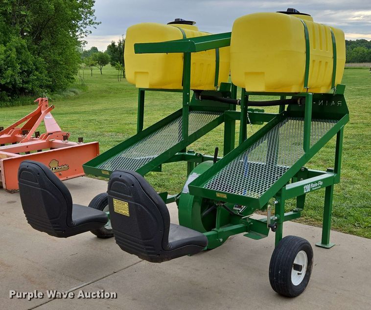 image for item EN3704 Rain-Flo Irrigation 1200 transplanter