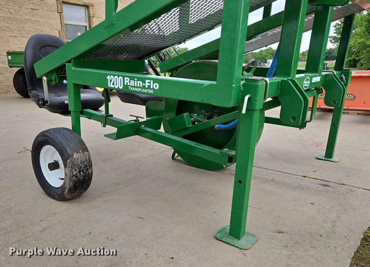image for item EN3704 Rain-Flo Irrigation 1200 transplanter
