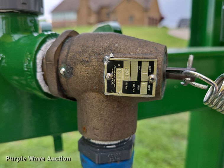 image for item EN3704 Rain-Flo Irrigation 1200 transplanter