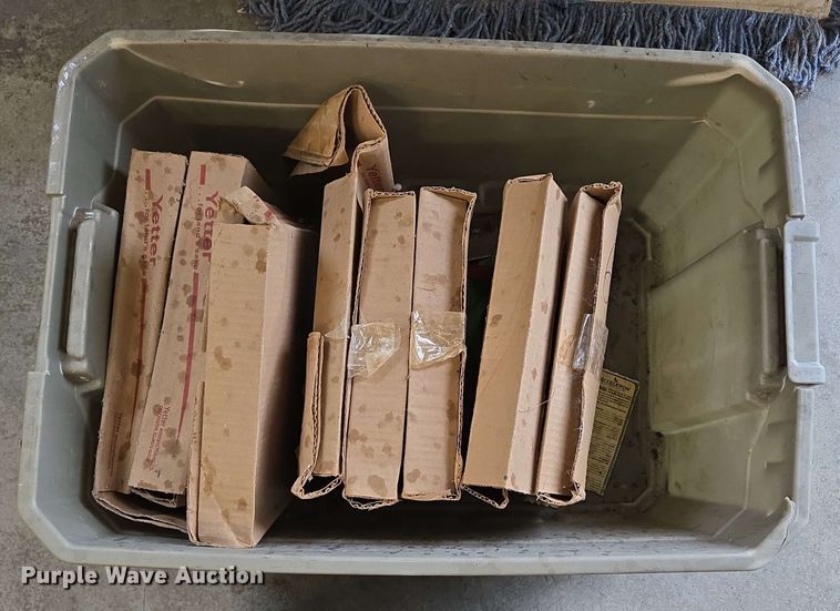 image for item EN3709 Planter