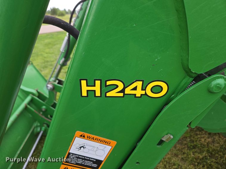 image for item EN3710 2015 John Deere 5075E MFWD tractor