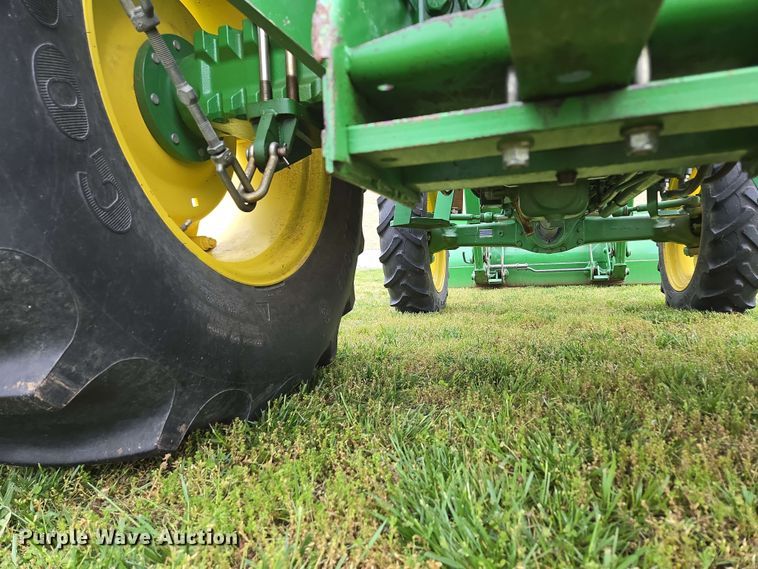 image for item EN3710 2015 John Deere 5075E MFWD tractor