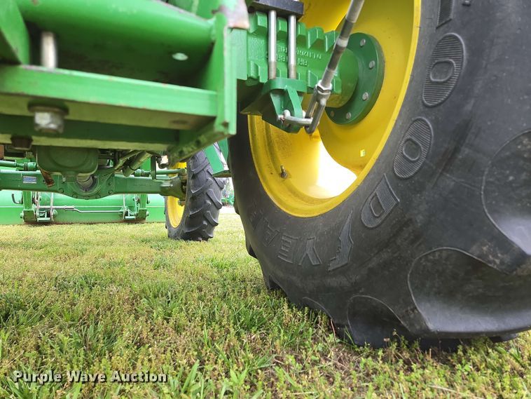 image for item EN3710 2015 John Deere 5075E MFWD tractor