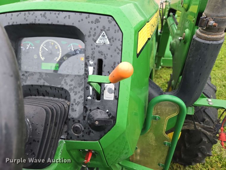 image for item EN3710 2015 John Deere 5075E MFWD tractor