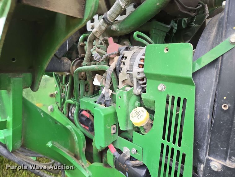 image for item EN3710 2015 John Deere 5075E MFWD tractor