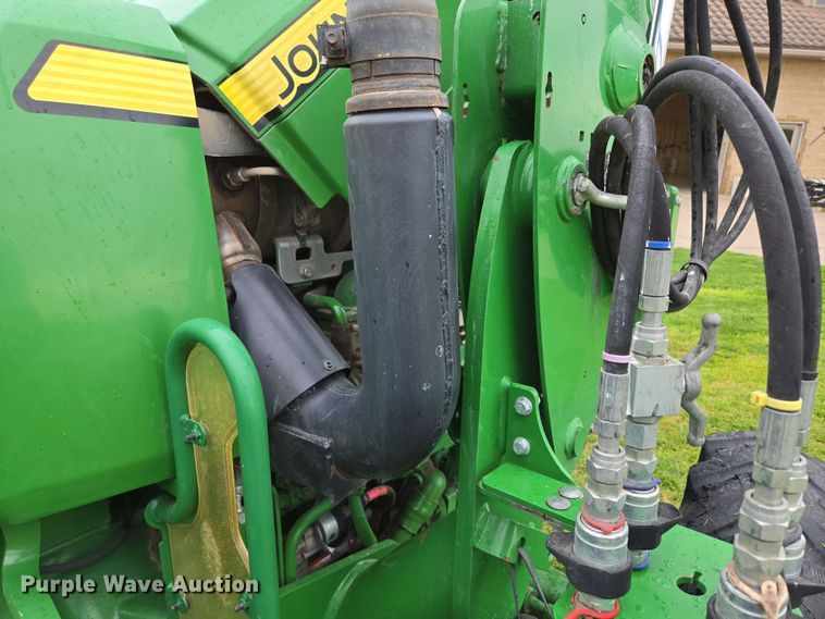 image for item EN3710 2015 John Deere 5075E MFWD tractor