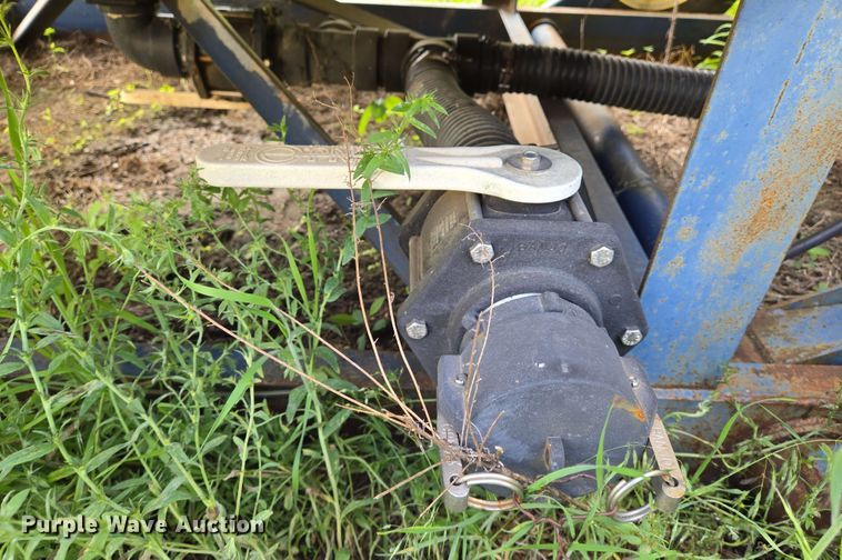 image for item EN8983 Nurse tank trailer