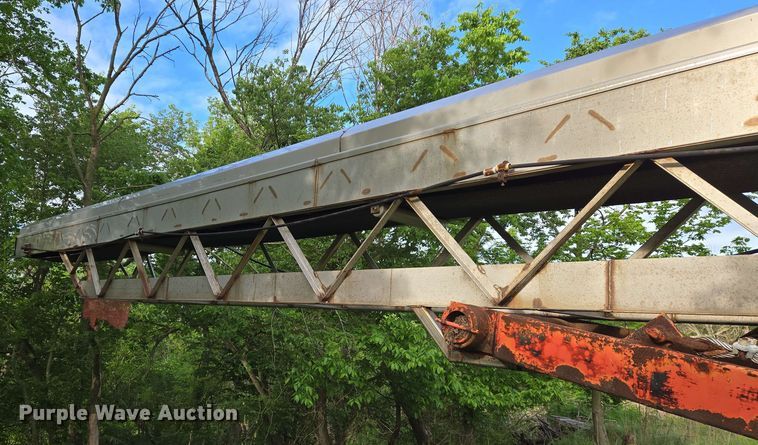 image for item EN8984 1993 Kimco KC1870 conveyor