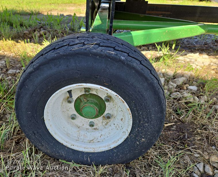 image for item EN8989 1995 John Deere 925 flex head