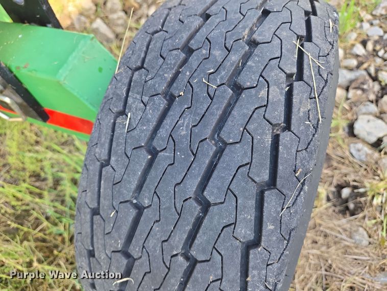 image for item EN8989 1995 John Deere 925 flex head