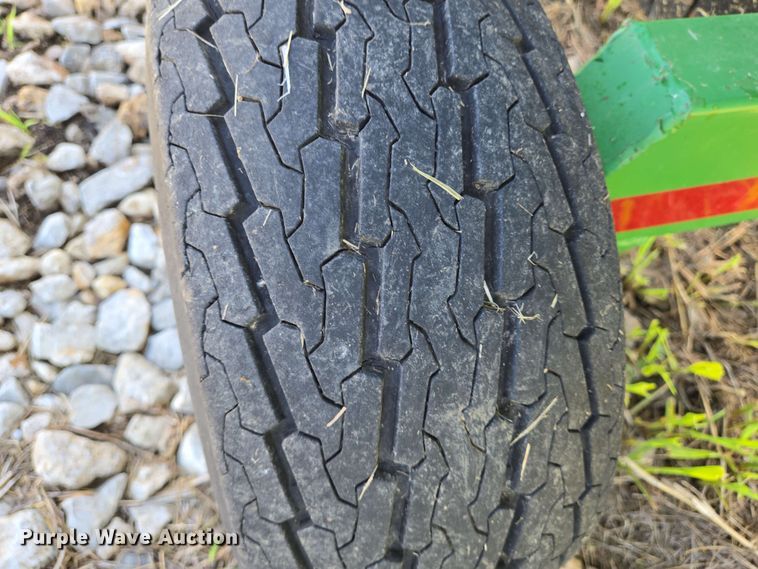 image for item EN8989 1995 John Deere 925 flex head