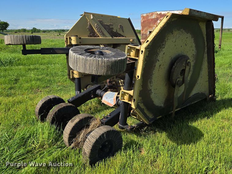 image for item EN8995 15' W batwing rotary mower