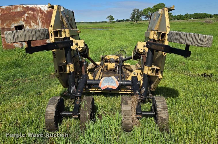 image for item EN8995 15' W batwing rotary mower