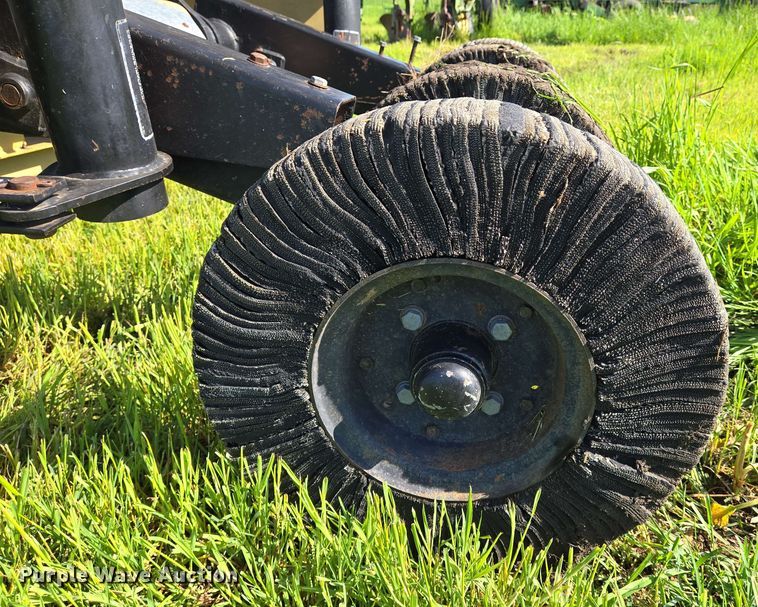 image for item EN8995 15' W batwing rotary mower