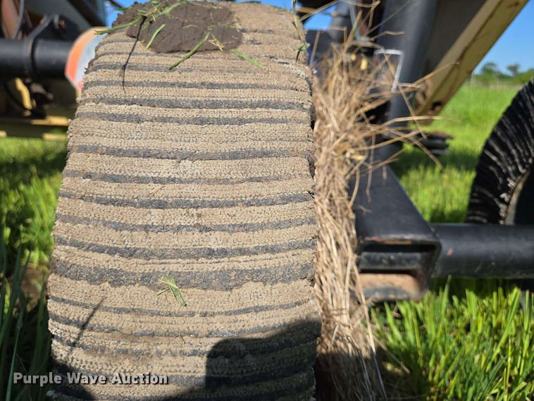 image for item EN8995 15' W batwing rotary mower