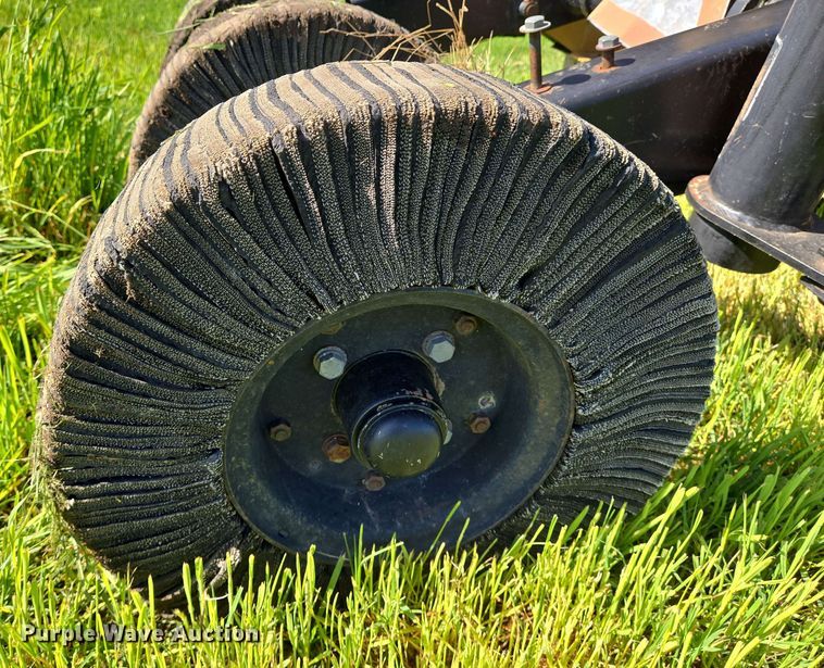 image for item EN8995 15' W batwing rotary mower