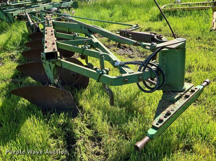image for item EN8996 John Deere five bottom plow