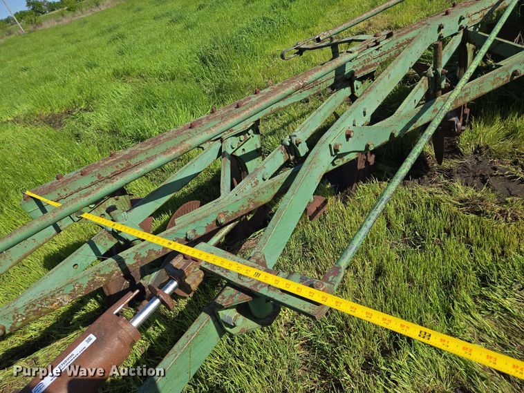 image for item EN8996 John Deere five bottom plow