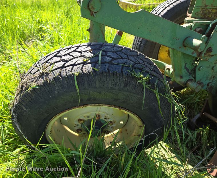 image for item EN8996 John Deere five bottom plow