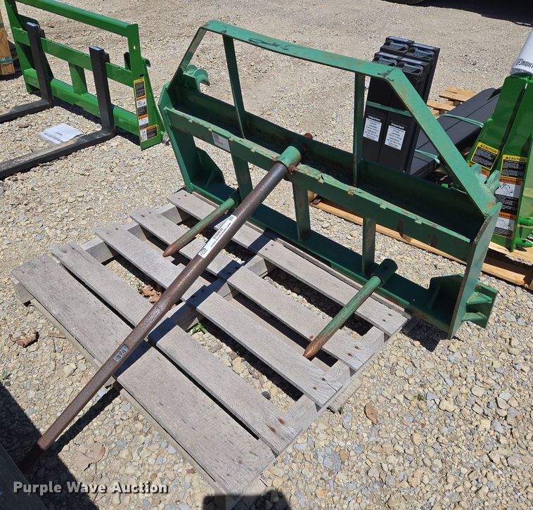 image for item EO0832 Titan bale spear