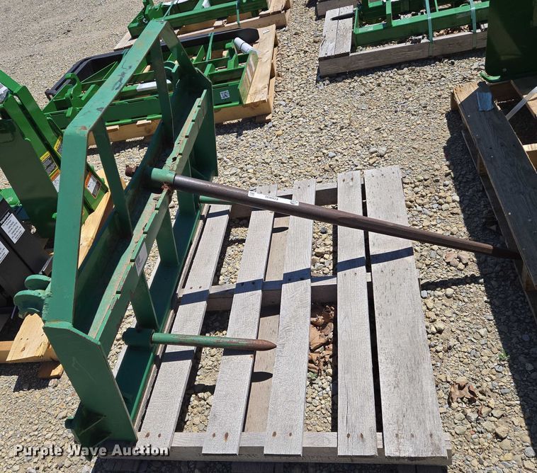 image for item EO0832 Titan bale spear