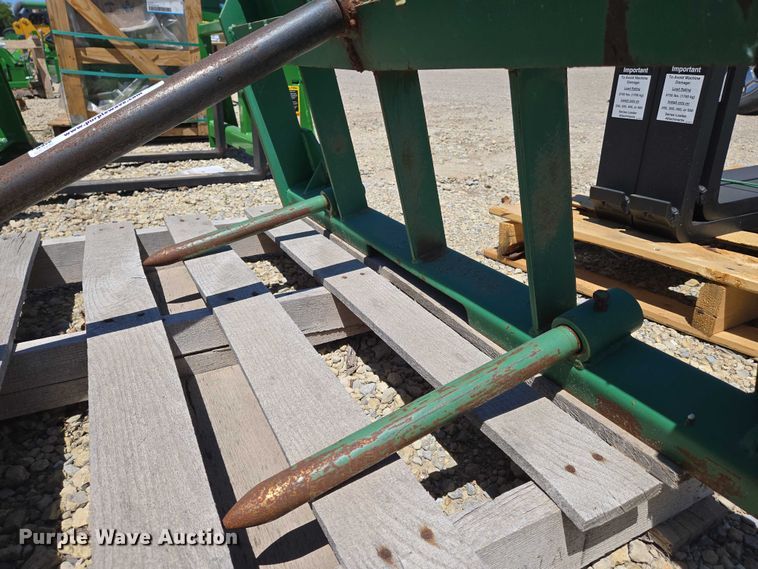 image for item EO0832 Titan bale spear