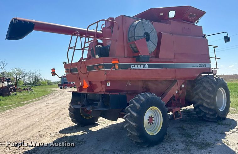 image for item EQ1425 2003 Case IH 2388 RWA combine